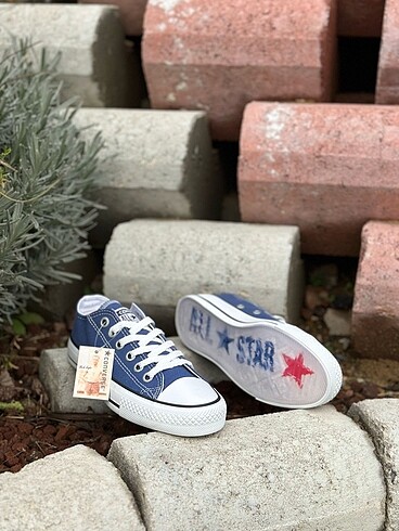 CONVERSE ALL STAR MARKA TEMSİLİDİR