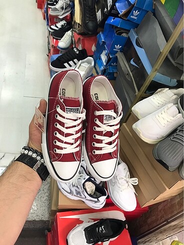 36 Beden bordo Renk CONVERSE ALL STAR ŞEFFAF SLİKON TABAN MARKA TEMSİLİDİR