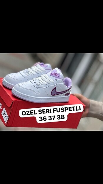 40 Beden çeşitli Renk NIKE AİR FORCE KİRAZLI İTHAL AYARINDA ÜRÜN MARKA TEMSİLİDİR