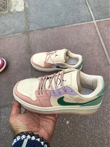 Nike NIKE DUNK LOW MARKA TEMSİLİDİR