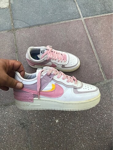 NIKE AİR SHADOW MARKA TEMSİLİDİR
