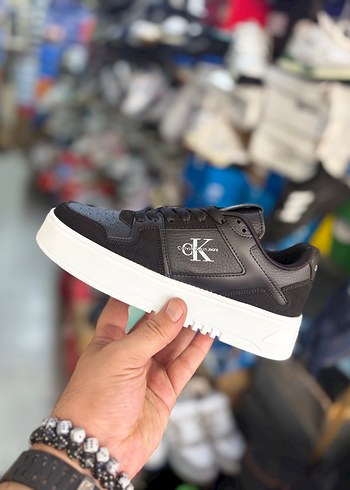 37 Beden siyah Renk Calvin Klein Siyah Baskılı Spor Ayakkabı Marka Temsilidir