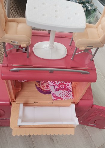 Barbie nin Rüya Karavanı - Görsel 2