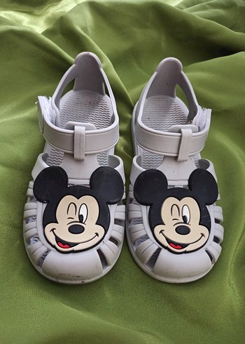 LC Waikiki Çocuk Beyaz Tokalı Mickey Mouse Terlik