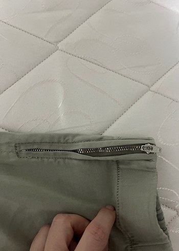 Gri Kadın Fermuarlı Rahat Kesim Pantolon - Görsel 5