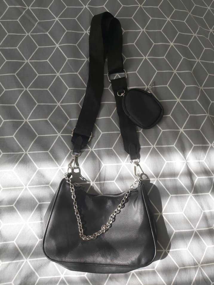 Zincir Detaylı Siyah çanta - Görsel 4