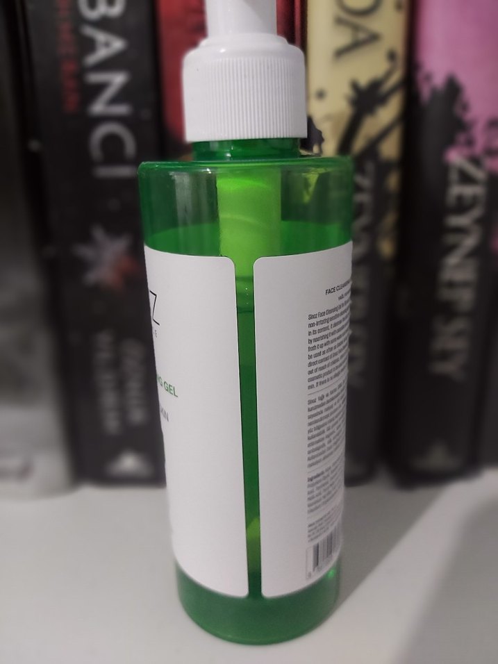 SİNOZ Yağlı ve Karma Cilt Temizleme Jeli - Görsel 3