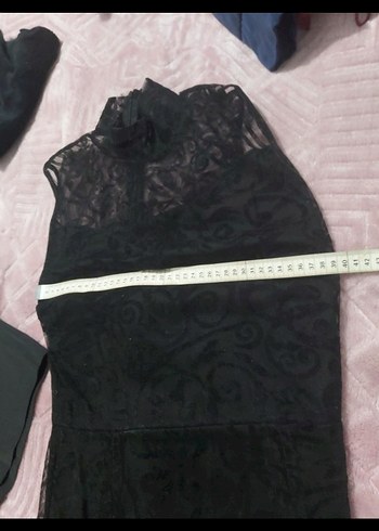 Kadife güpürlü balık abiye - Görsel 3