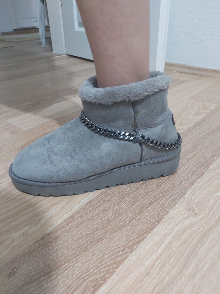 Gri Zincir Detaylı Ugg Kadın Bot - Görsel 2