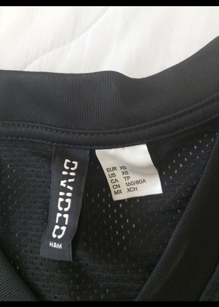 H&M Tshirt - Görsel 3