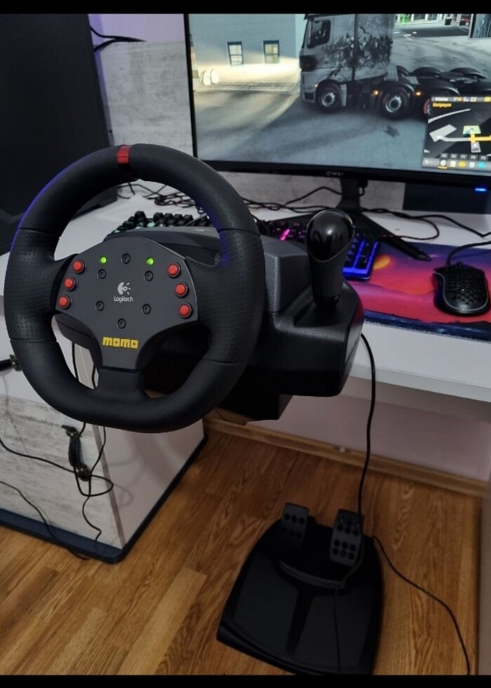 Logitech momo direksiyon seti - Görsel 3