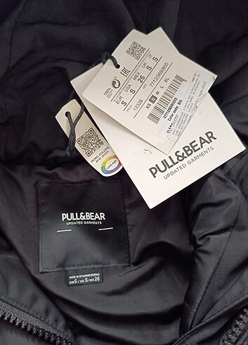 s Beden Pull&bear mont