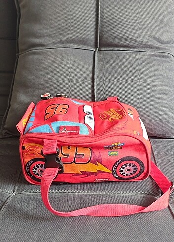 Şimşek McQueen beslenme çantası