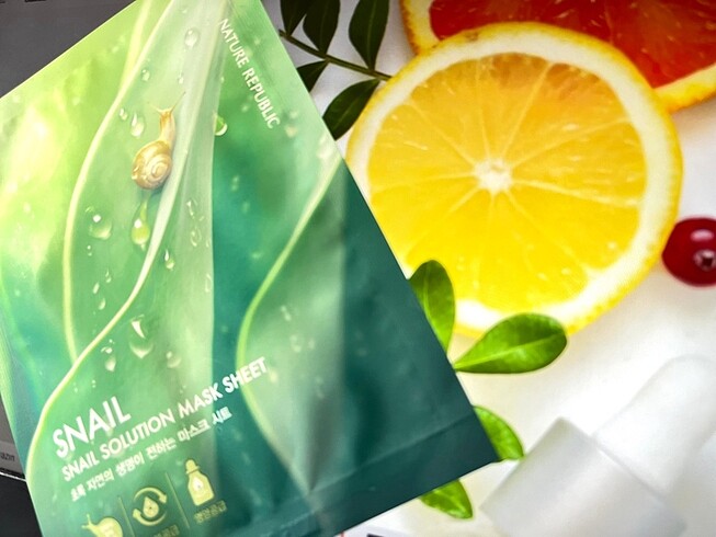 Kore?den Salyangoz özlü yüz maskesi nature republic