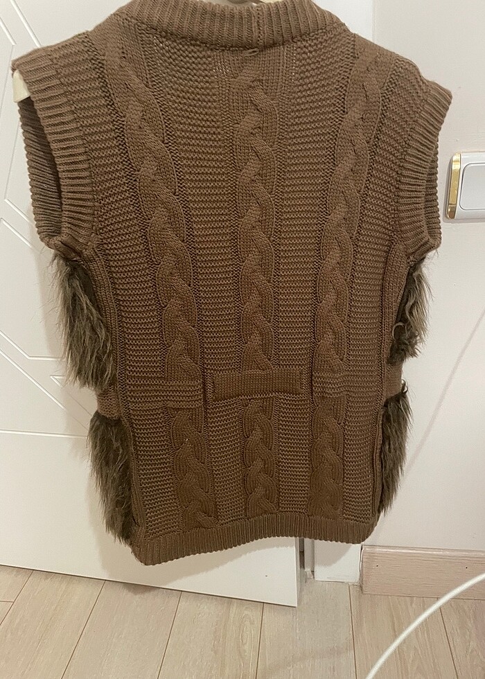 Kürklü yelek - Görsel 2