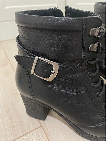 Kadın hakiki deri bot - Görsel 3