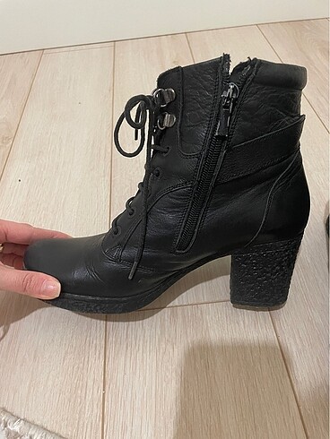 Kadın hakiki deri bot - Görsel 4