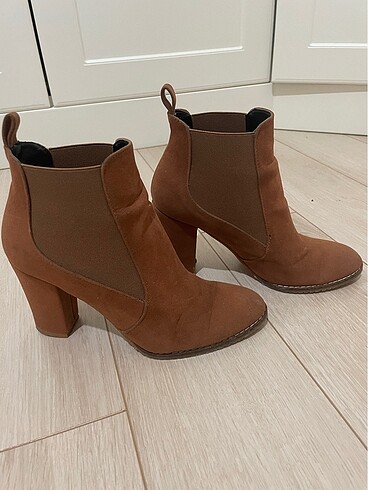 Kadın süet bot - Görsel 2