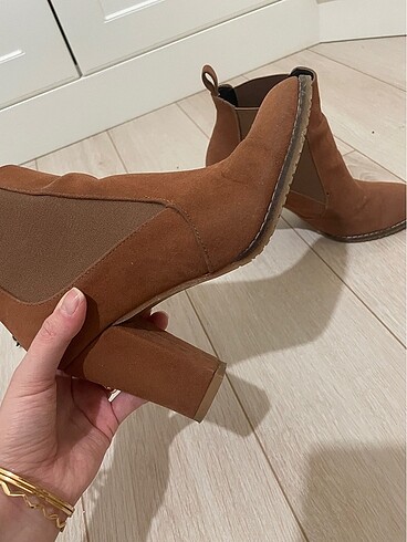 Kadın süet bot - Görsel 3