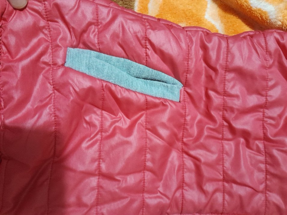 Pembe Kapüşonlu Fermuarlı Kadın Yelek - Görsel 5