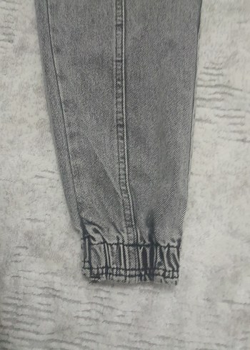 Gri Bol Kesim Midi Kot Pantolon - Görsel 4