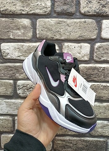 40 Beden Nike spor ayakkabı