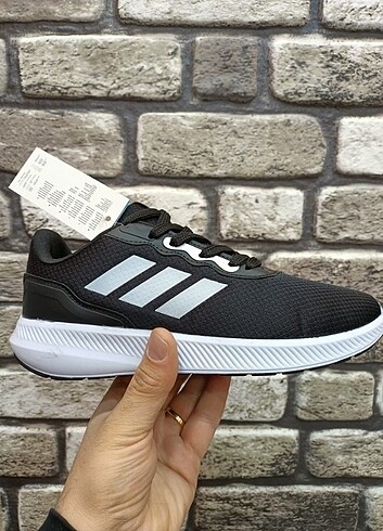 Adidas Spor ayakkabı 