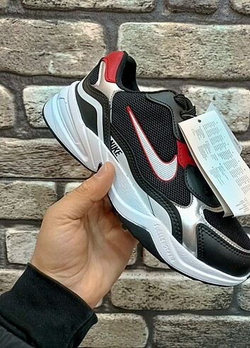 41 Beden Nike spor ayakkabı