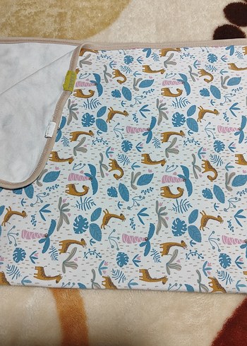 Çocuklar için pastel renkli baskılı battaniye - Görsel 4