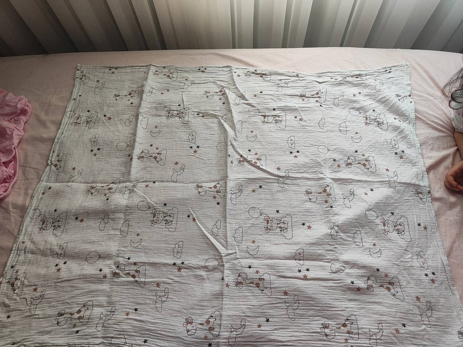 Gri Keten Çocuk Battaniyesi - Görsel 2