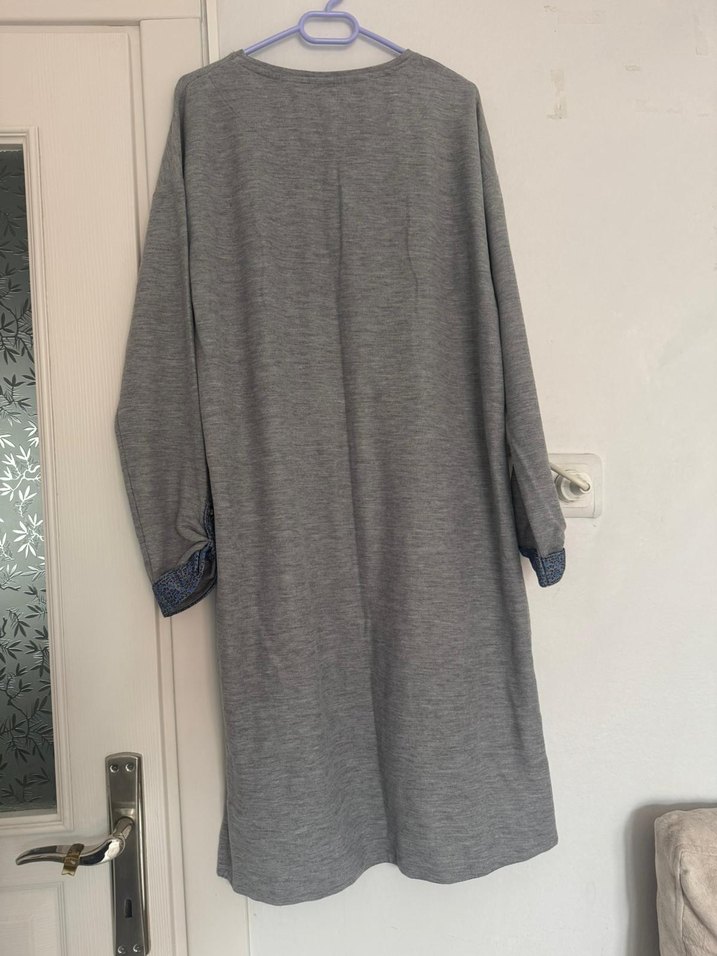 Gri Uzun Kollu Kadın Tunik LACE Detaylı - Görsel 2