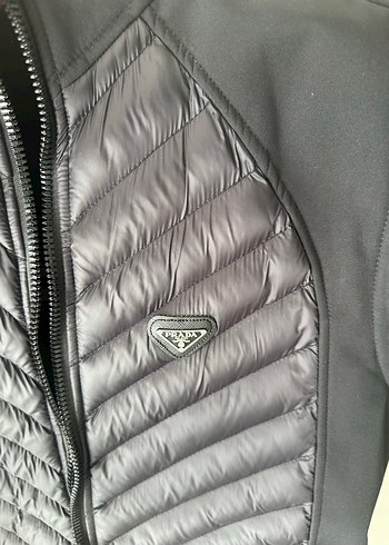 Prada Yelek