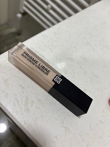 givenchy kapatıcı