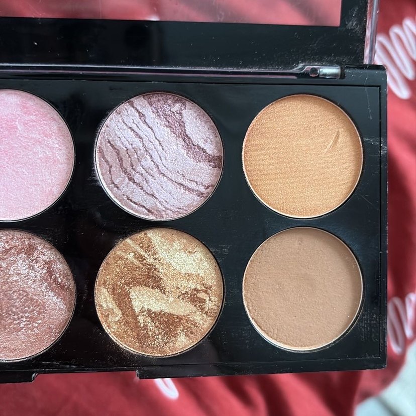 Revolution 8 Renk bronzer paleti. - Görsel 4