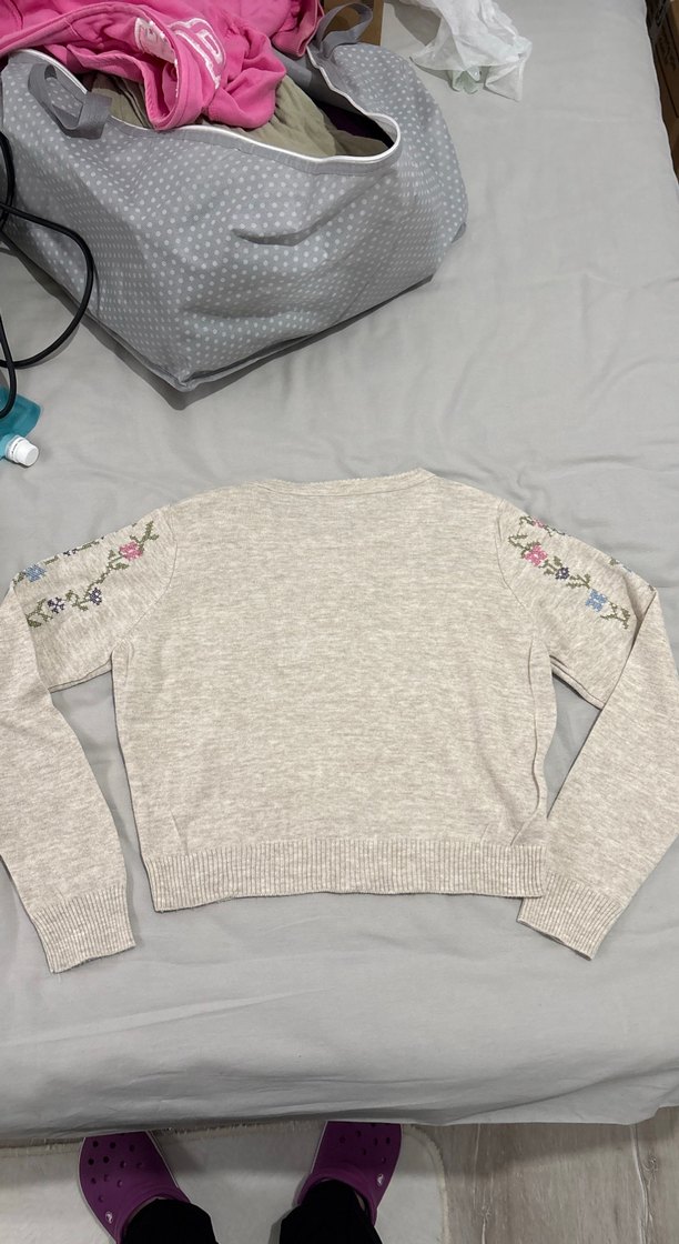 Nakışlı Bej Düğmeli Kadın Triko Hırka - Görsel 4