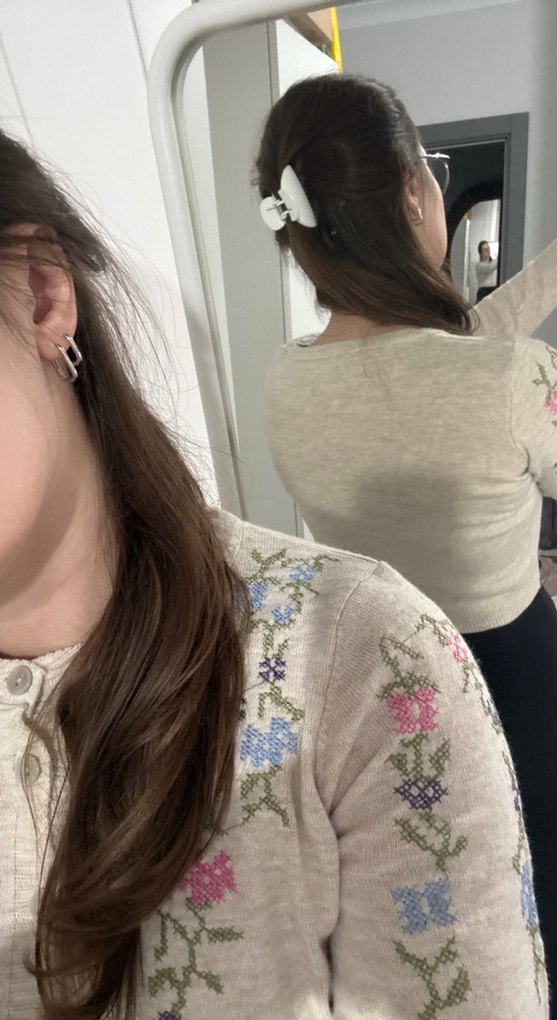 Nakışlı Bej Düğmeli Kadın Triko Hırka - Görsel 2