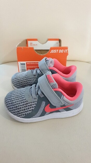Nike Nike 22 numara spor ayakkabi