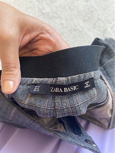 38 Beden kahverengi Renk Zara pantolon ekose desenli