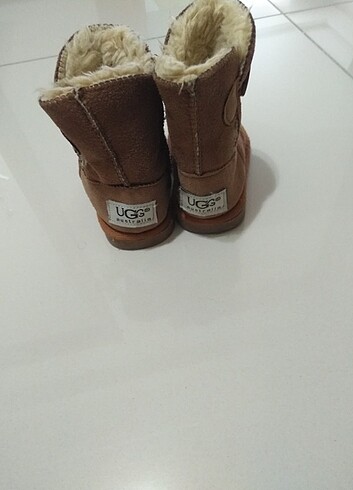 Ugg bot