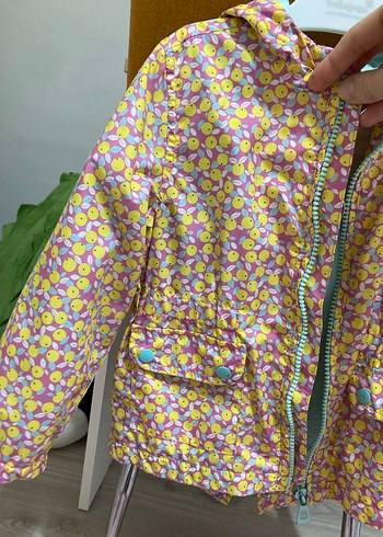 2-3 yaş kız çocuk yağmurluk kapüşonlu - Görsel 4