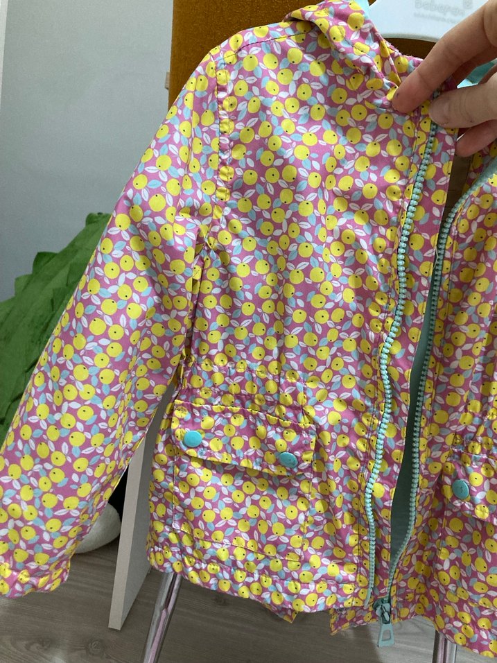 2-3 yaş kız çocuk yağmurluk kapüşonlu - Görsel 4