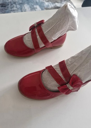 Kız Çocuk Kırmızı Tokalı Babet Ayakkabı - Görsel 3