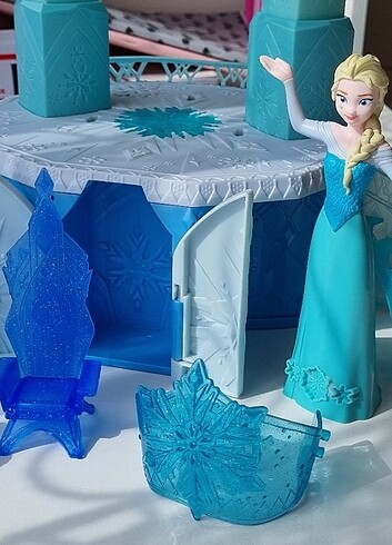 Beden Renk ELSA nın SİHİRLİ ŞATOSU