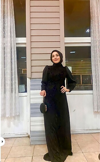m Beden siyah Renk Taş işlemeli abiye