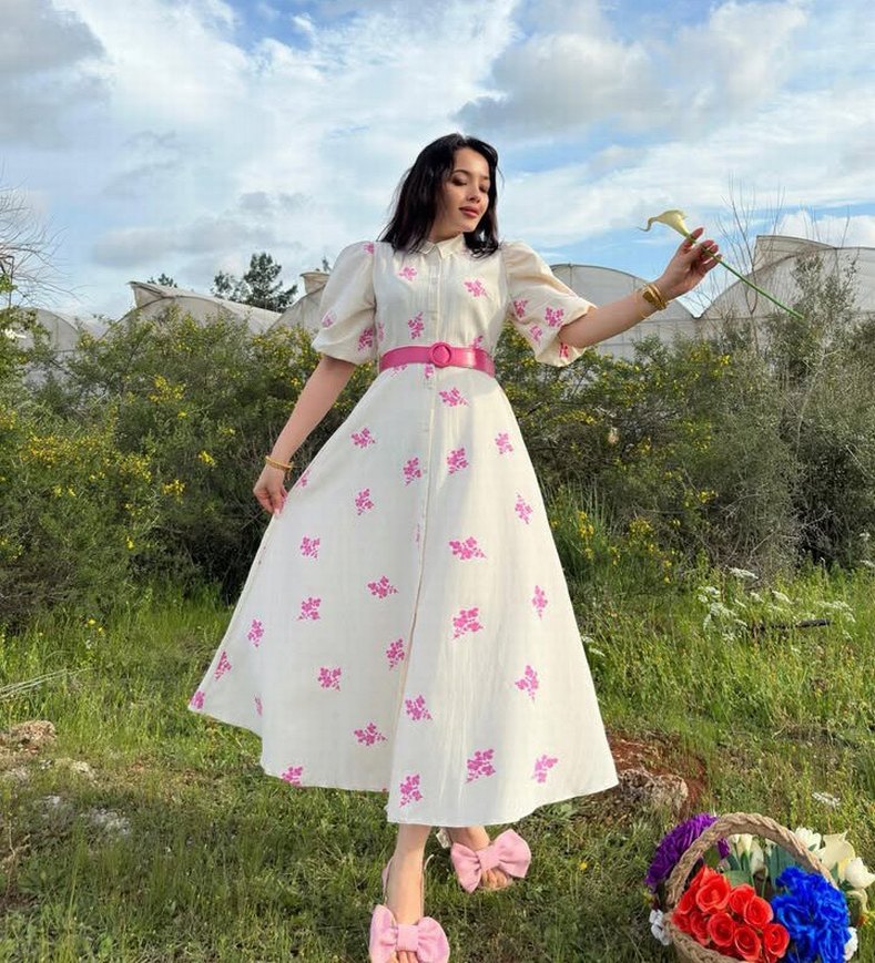 Pembe Çiçek Desenli Uzun Bohem Elbise - Görsel 3