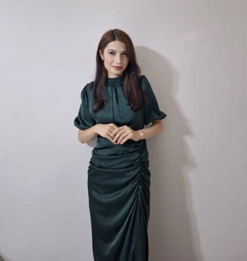 Kadın Yeşil Drapeli Uzun Elbise - Görsel 2