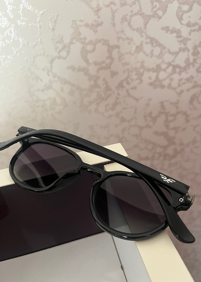 Rayban 
Kadın Güneş gözlüğü - Görsel 2