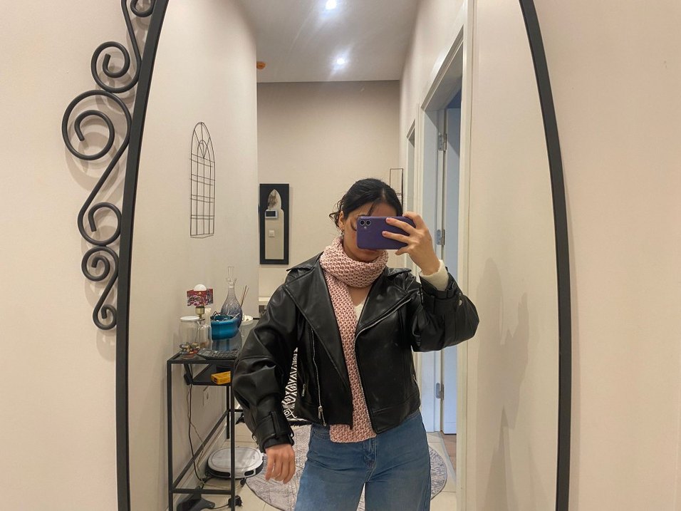 Kadın Siyah Deri Ceket, Yüksek Yaka, Uzun Kol - Görsel 2