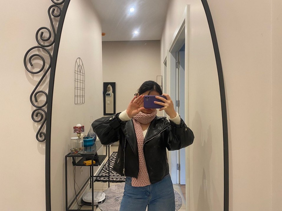 Kadın Siyah Deri Ceket, Yüksek Yaka, Uzun Kol - Görsel 3