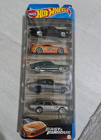 Hotwheels hizli ofkeli araçları